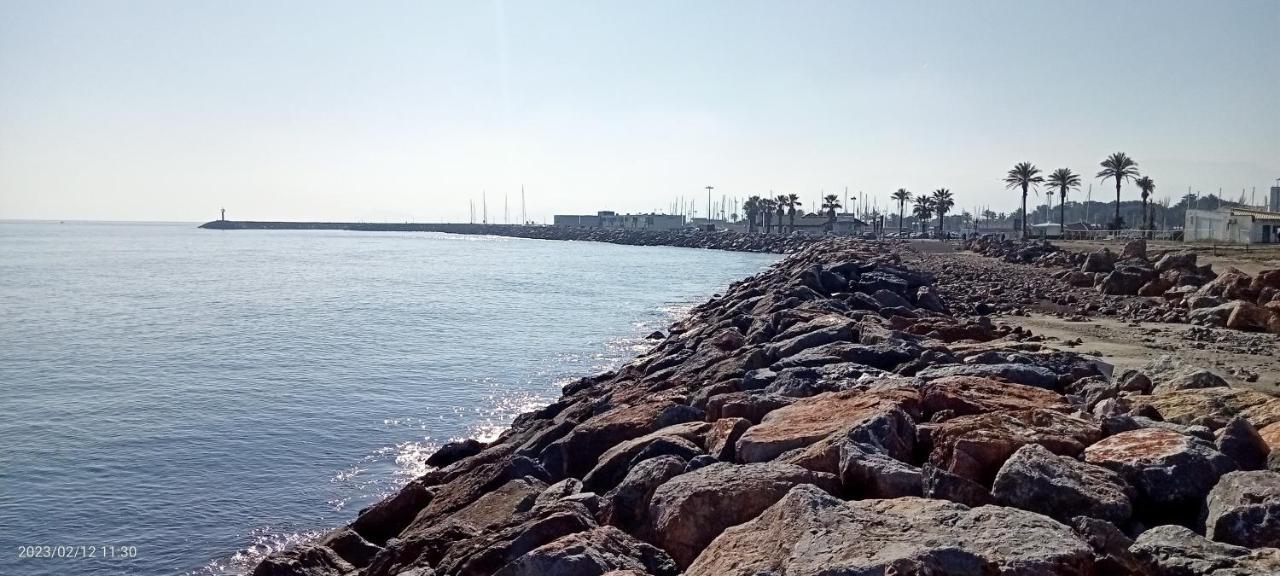 Le Liberte Plage Et Port Сен-Киприен Екстериор снимка